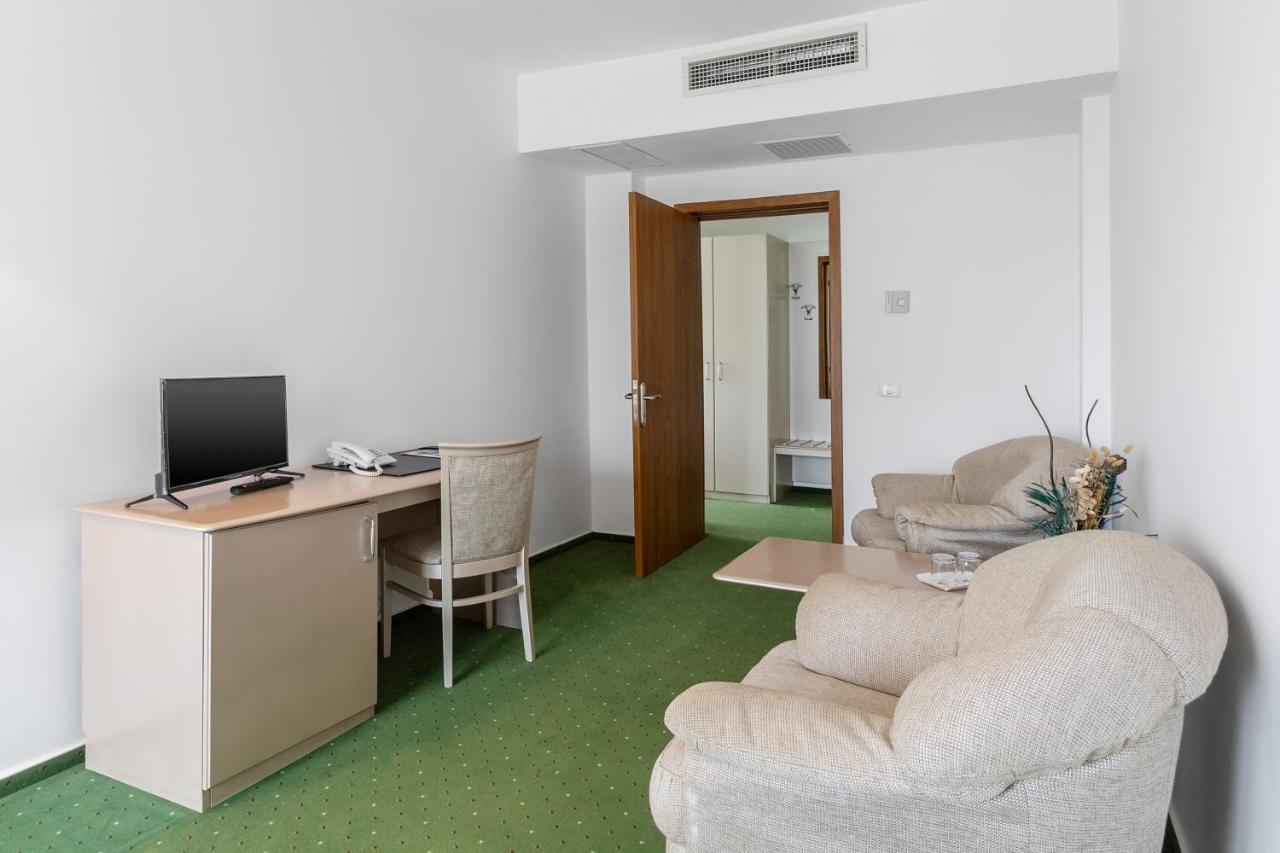 Hotel Bega אפורי נורד מראה חיצוני תמונה